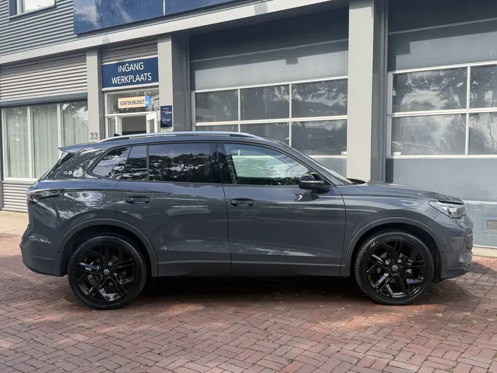 Volkswagen Tiguan 1.5 eTSI Life Edition | Automaat | Stoelve uit 2025, foto 4