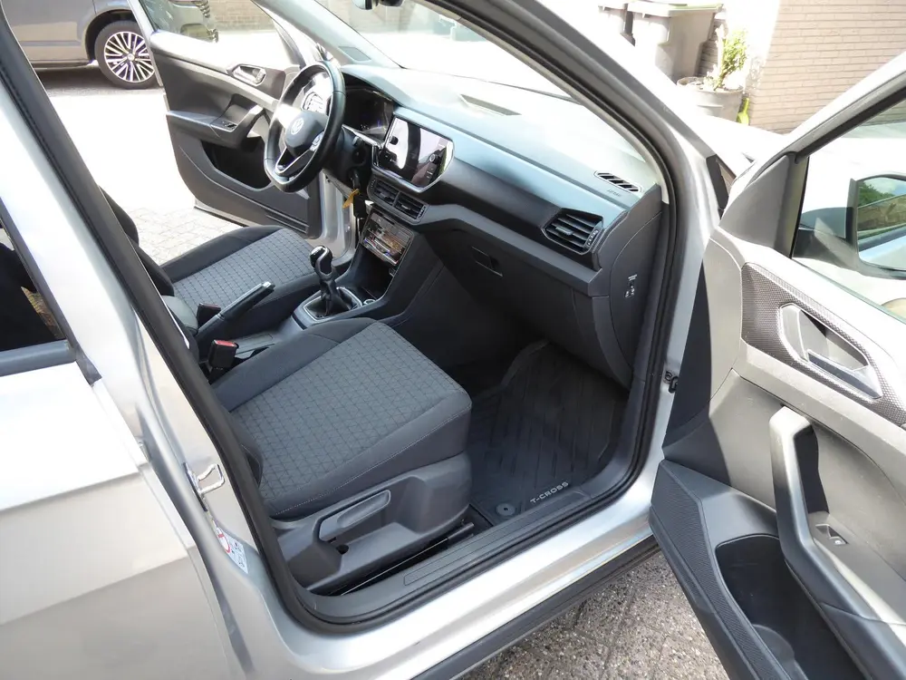 Volkswagen T-Cross 1.0 TSI Style uit 2023, foto 15