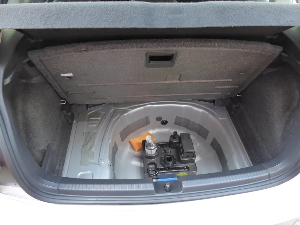 Volkswagen POLO 1.0 TSI Comfortline Business uit 2021, foto 10