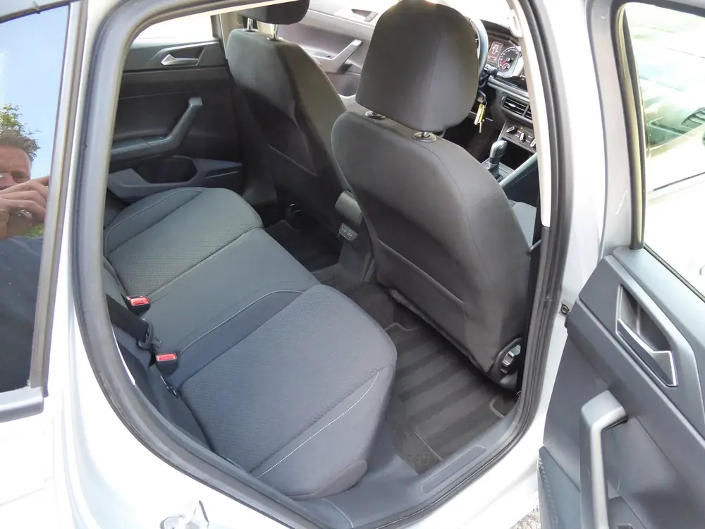 Volkswagen POLO 1.0 TSI Comfortline Business uit 2021, foto 14