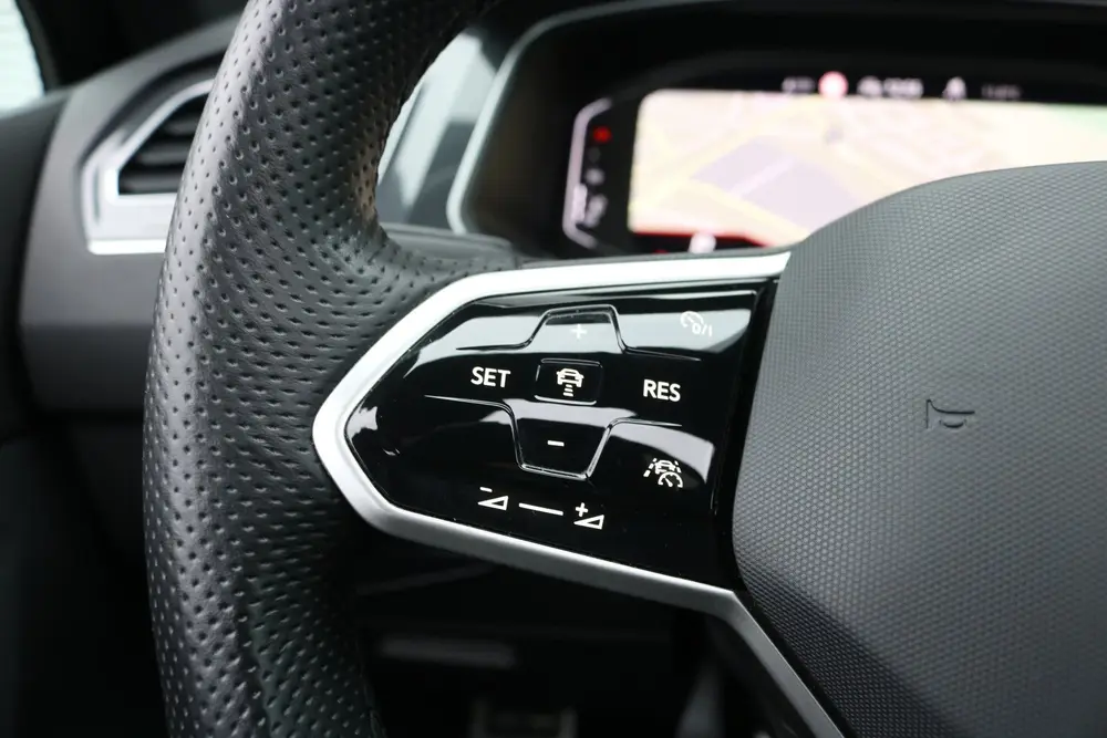 Volkswagen Tiguan 2.0 TSI 4Motion R-Line Black Style (Panora uit 2021, foto 13