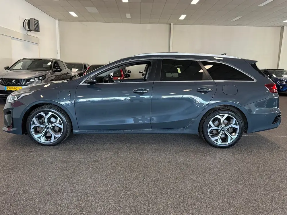 Kia (Pro) Cee D Ceed Sportswagon 1.6 GDI PHEV EXECUTIVE, PANORAMADAK, LE uit 2022, foto 2