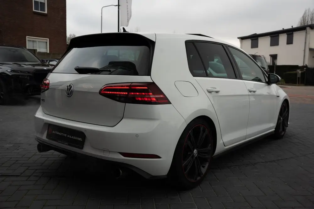 Volkswagen Golf 2.0 TSI GTI uit 2019, foto 15