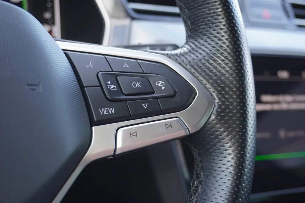 Volkswagen Passat Variant 1.5 TSI R-Line Business + Automaat uit 2020, foto 6