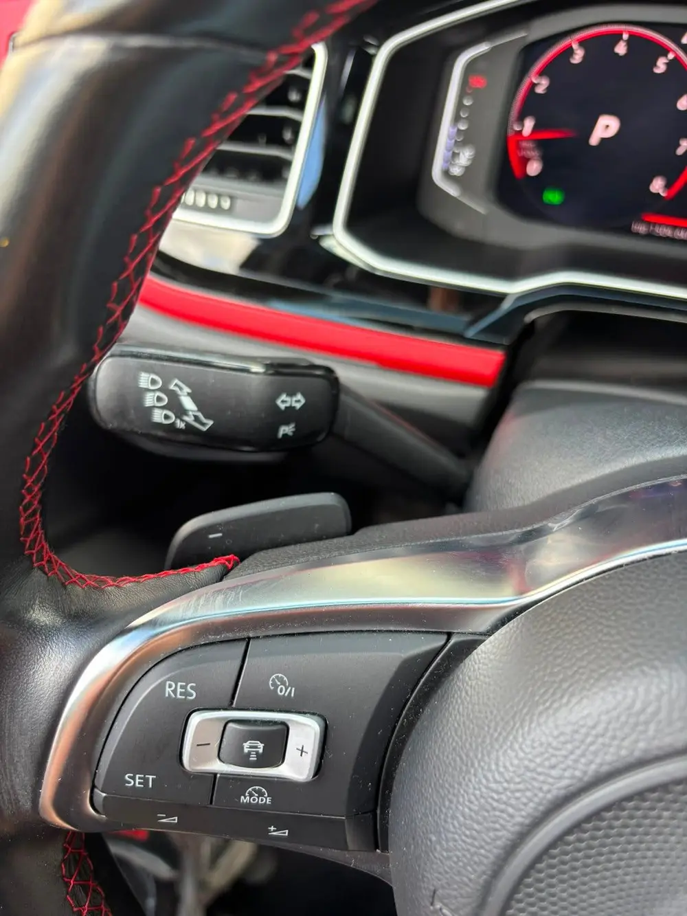 Volkswagen Polo 2.0 TSI 200pk 6-DSG 2019 Wit PANO|CAMERA|NAP uit 2019, foto 15