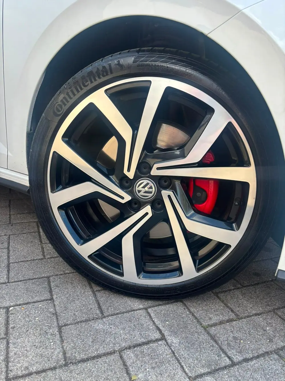 Volkswagen Polo 2.0 TSI 200pk 6-DSG 2019 Wit PANO|CAMERA|NAP uit 2019, foto 7