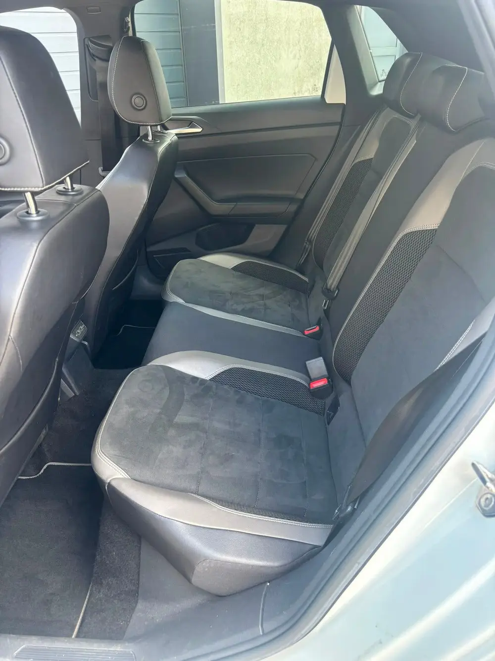 Volkswagen Polo 2.0 TSI 200pk 6-DSG 2019 Wit PANO|CAMERA|NAP uit 2019, foto 9