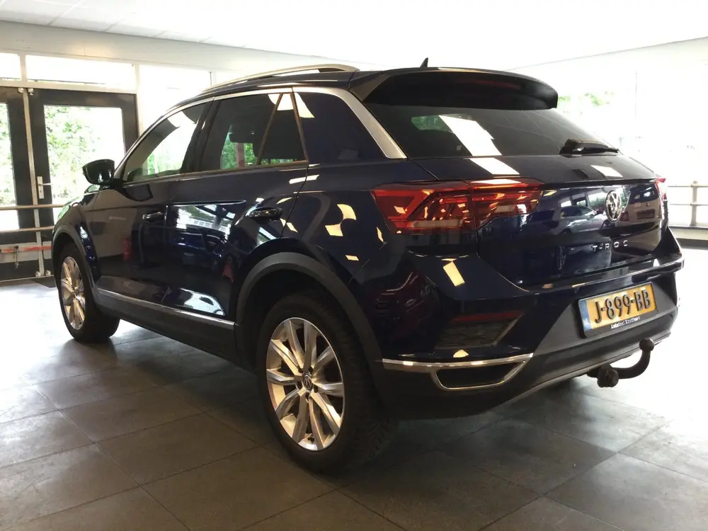 Volkswagen T-Roc 1.5 TSI Sport PDC-CLIMA-CAMERA-PANO-TREKHAA uit 2020, foto 4