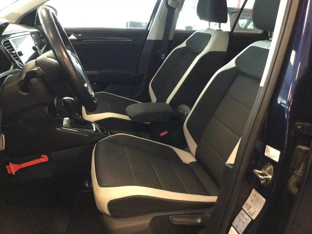 Volkswagen T-Roc 1.5 TSI Sport PDC-CLIMA-CAMERA-PANO-TREKHAA uit 2020, foto 6