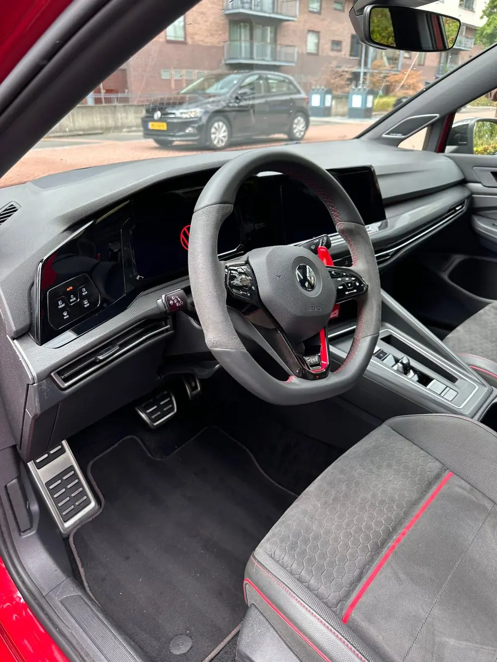 Volkswagen Golf GTI 2.0 TSI 245pk 7-DSG 2020 Rood uit 2020, foto 11