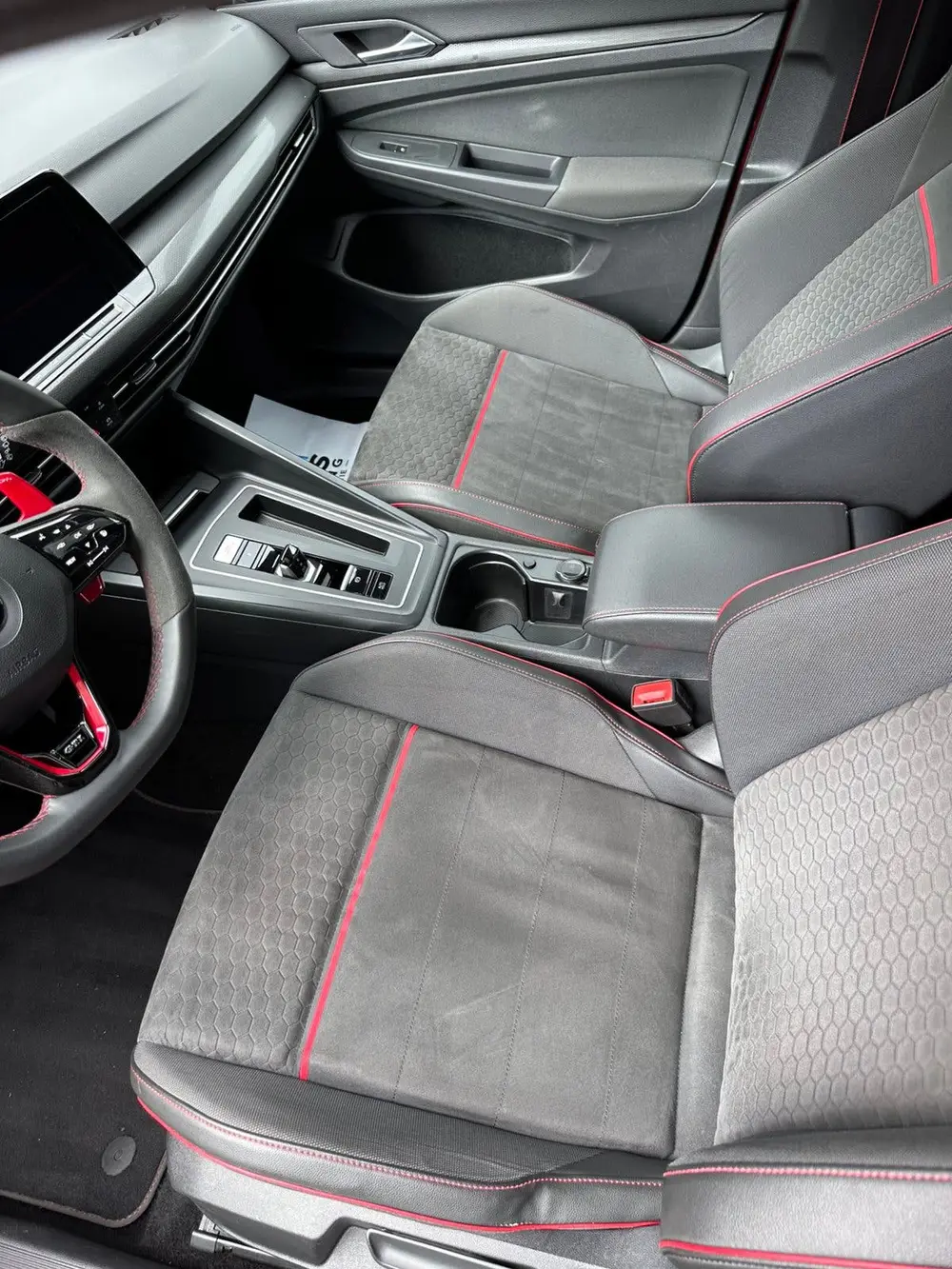 Volkswagen Golf GTI 2.0 TSI 245pk 7-DSG 2020 Rood uit 2020, foto 13