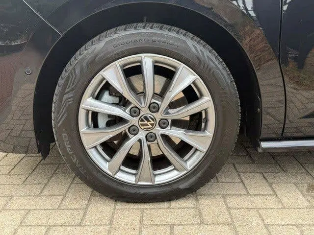 Volkswagen Multivan 1.4 eHybrid 6 Zits Pano ACC Trekhaak Top uit 2023, foto 5