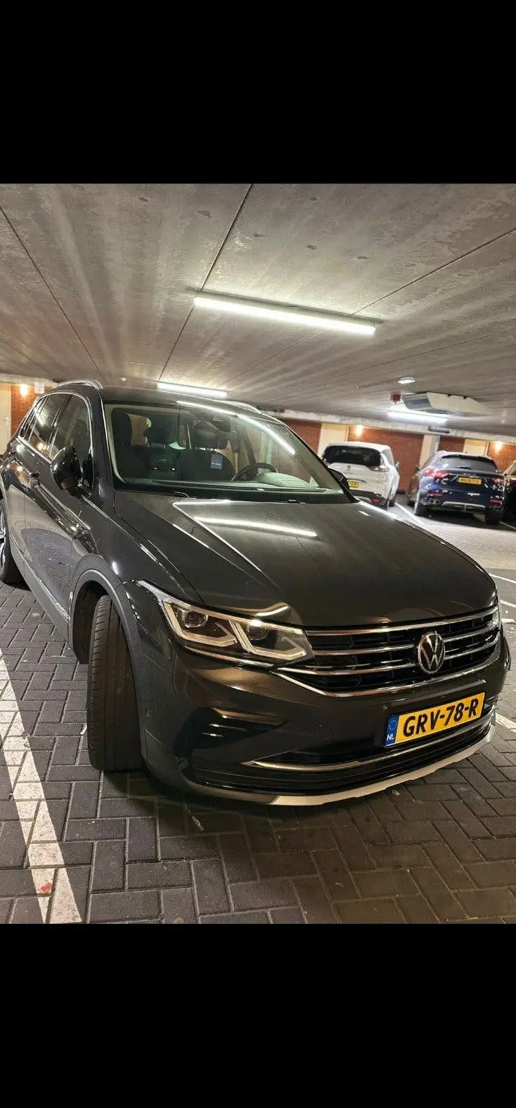 Volkswagen Tiguan 1.4 TSI Ehybrid 2021 Grijs 155000 km uit 2021, foto 11
