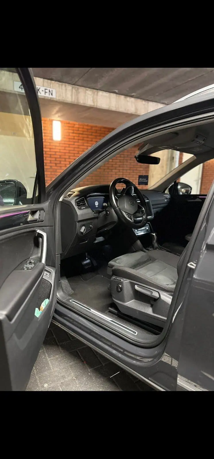 Volkswagen Tiguan 1.4 TSI Ehybrid 2021 Grijs 155000 km uit 2021, foto 14