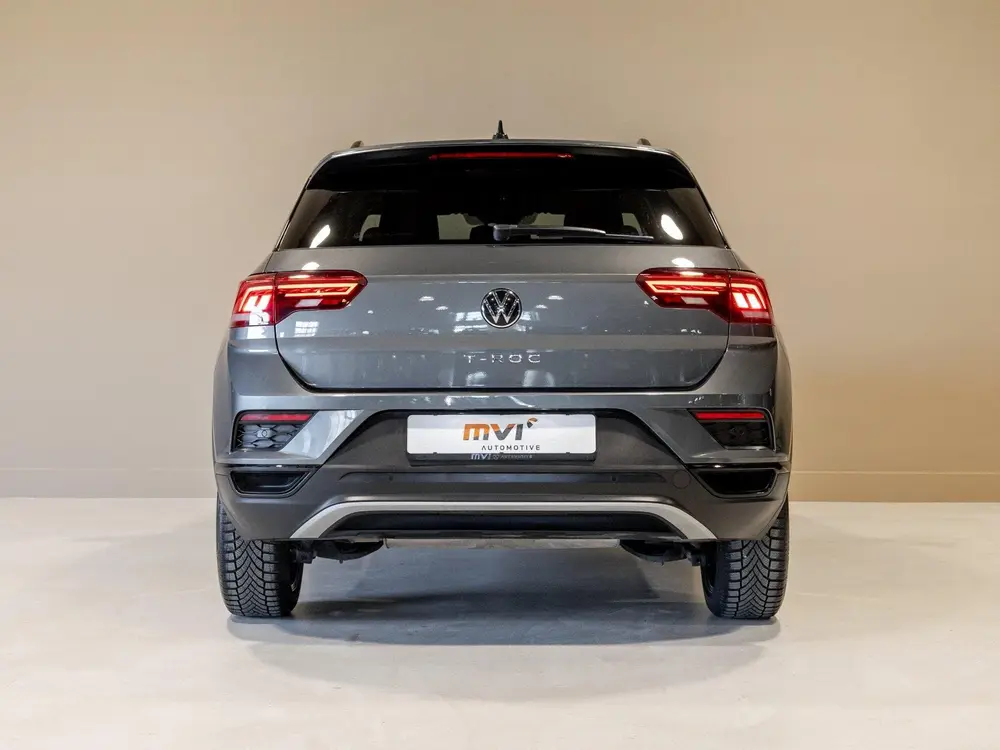 Volkswagen T-Roc Sport / 150pk / Achteruitrij camera / Virtu uit 2022, foto 11