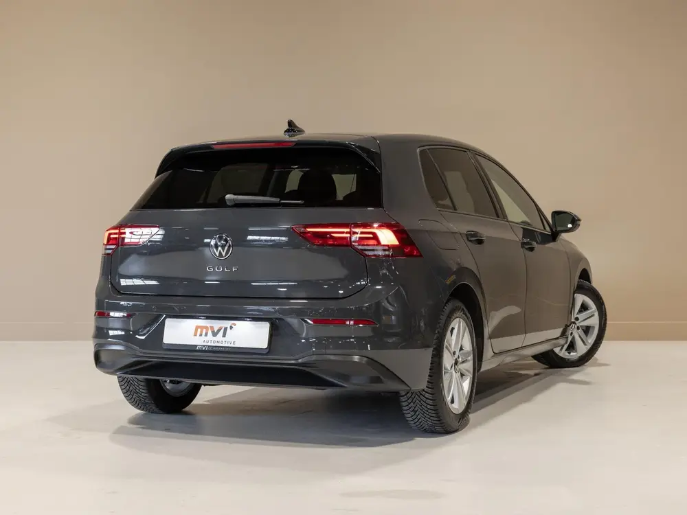 Volkswagen Golf 1.0 TSI Life / 110pk / Cruise / Airco / Klim uit 2024, foto 2