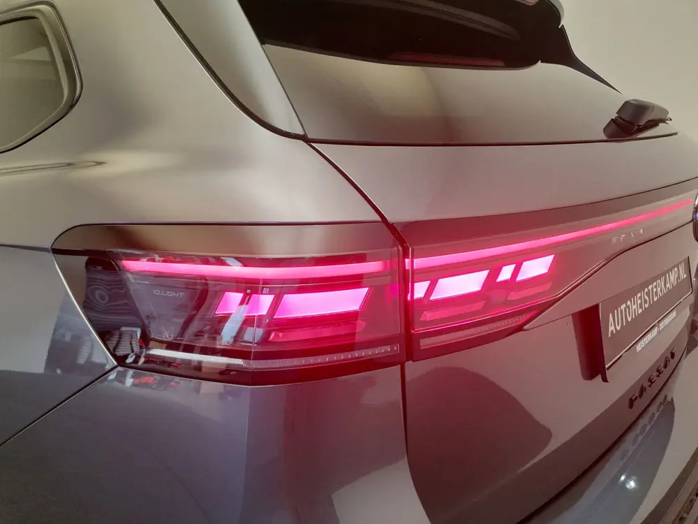 Volkswagen Passat Variant 1.5 eHybrid 272pk DSG/AUT R-Line W uit 2025, foto 11