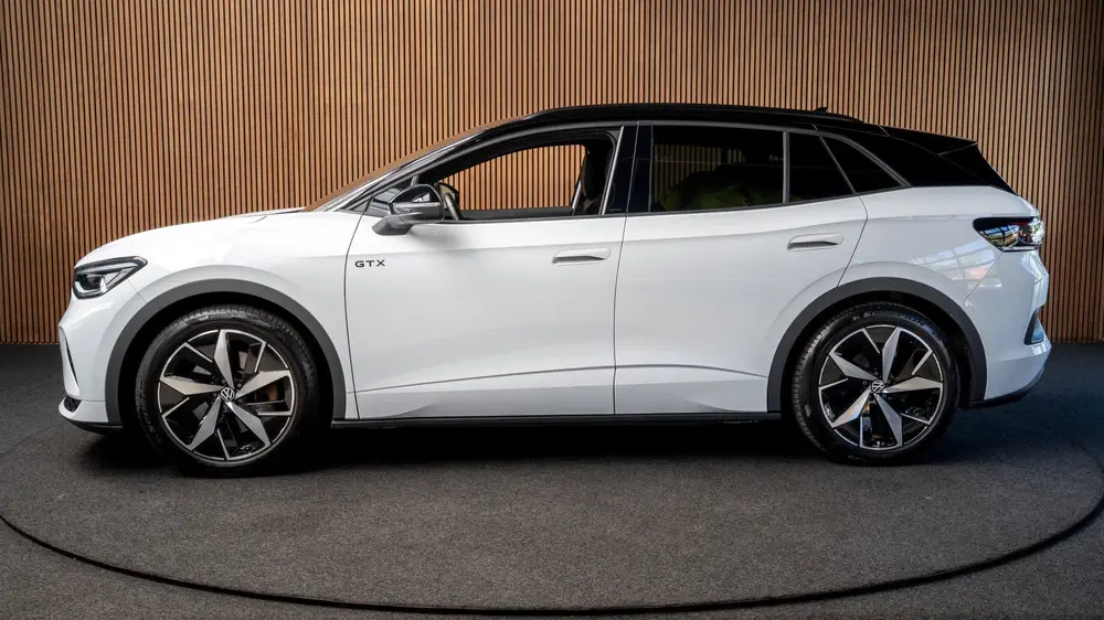 Volkswagen ID.4 GTX 4Motion 77 kWh Head up Panorama trekhaak uit 2023, foto 2
