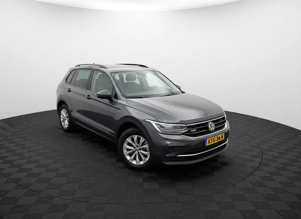 Volkswagen Tiguan 1.4 TSI eHybrid uit 2022, foto 2