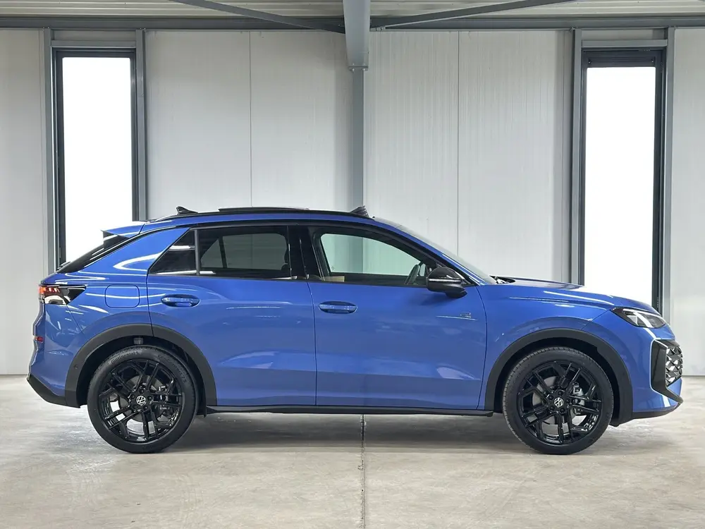Volkswagen T-Roc 1.5 eTsi R-Line First Edition | Trekhaak | uit 2026, foto 6