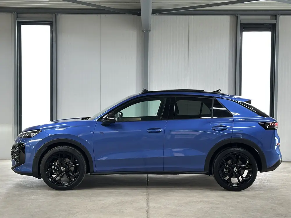 Volkswagen T-Roc 1.5 eTsi R-Line First Edition | Trekhaak | uit 2026, foto 4