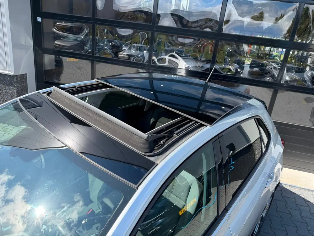 Volkswagen Polo 1.0 TSI Highline Business R uit 2020, foto 4