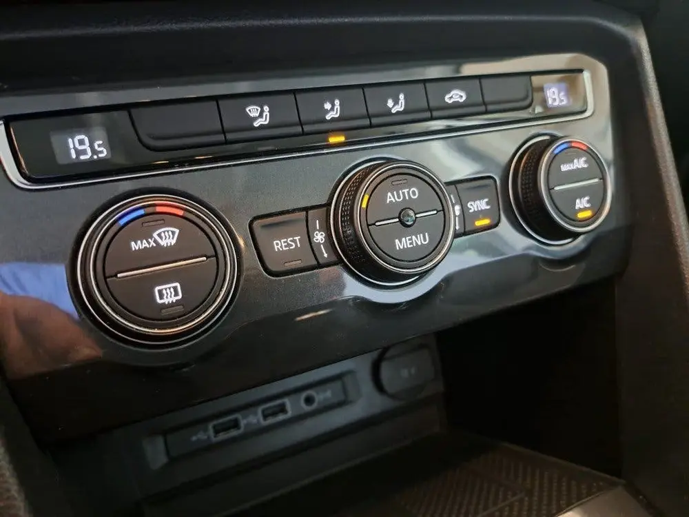 Volkswagen TIGUAN 1.5 TSI 131 Pk Comfortline Business Ecc Na uit 2020, foto 9