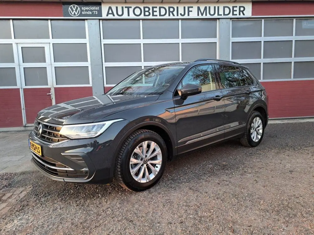 Volkswagen TIGUAN 1.5 TSI 150 Pk Life Business Dsg-7 Ecc Pdc uit 2021