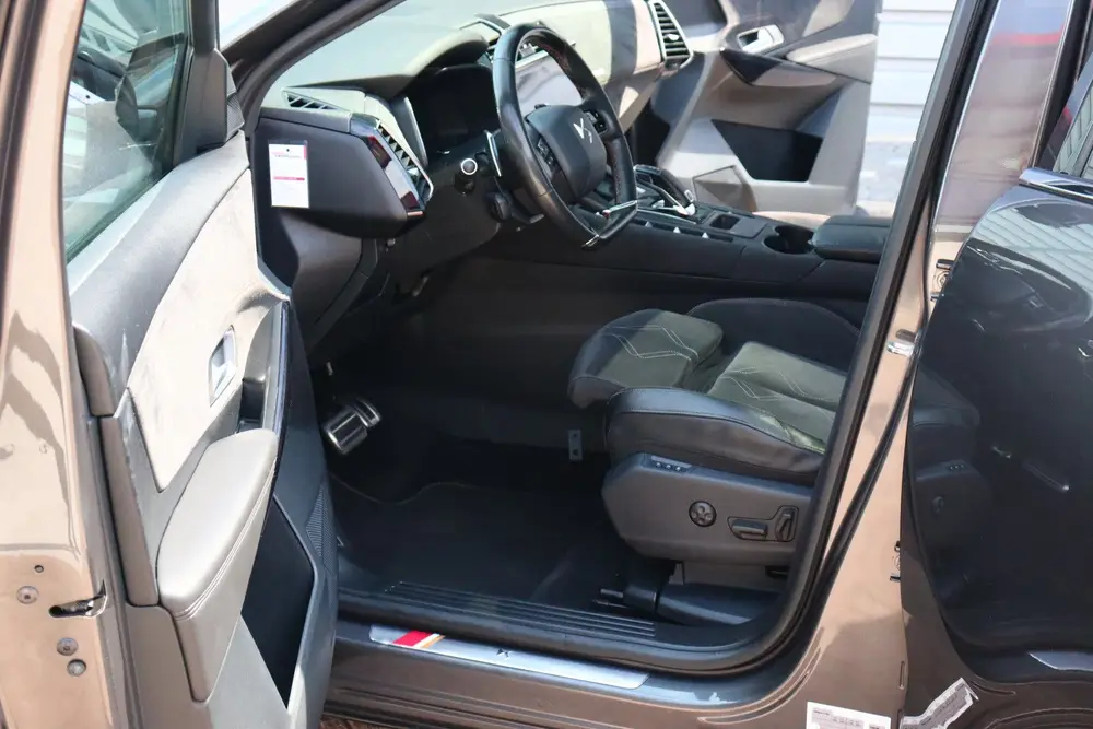 DS Automobiles 7 Crossback DS 7 Crossback 1.6 PureTech Business O.a: Schuifdak, Afn. Ha uit 2019, foto 8