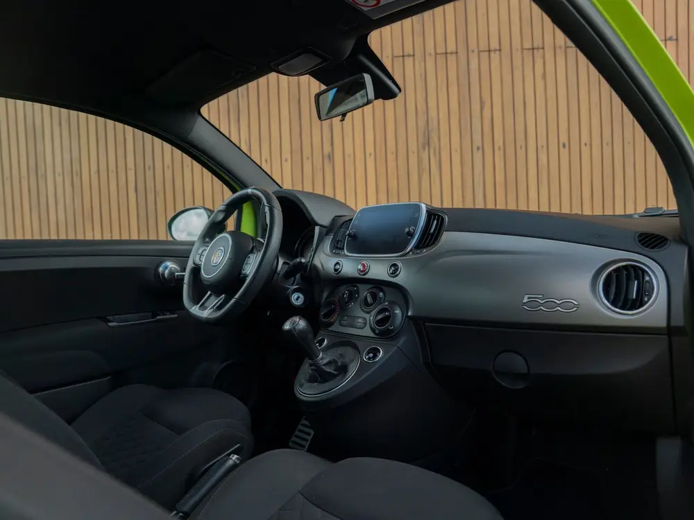 Abarth 595 Turismo 70th Anniversary (bj 2020) uit 2020, foto 12