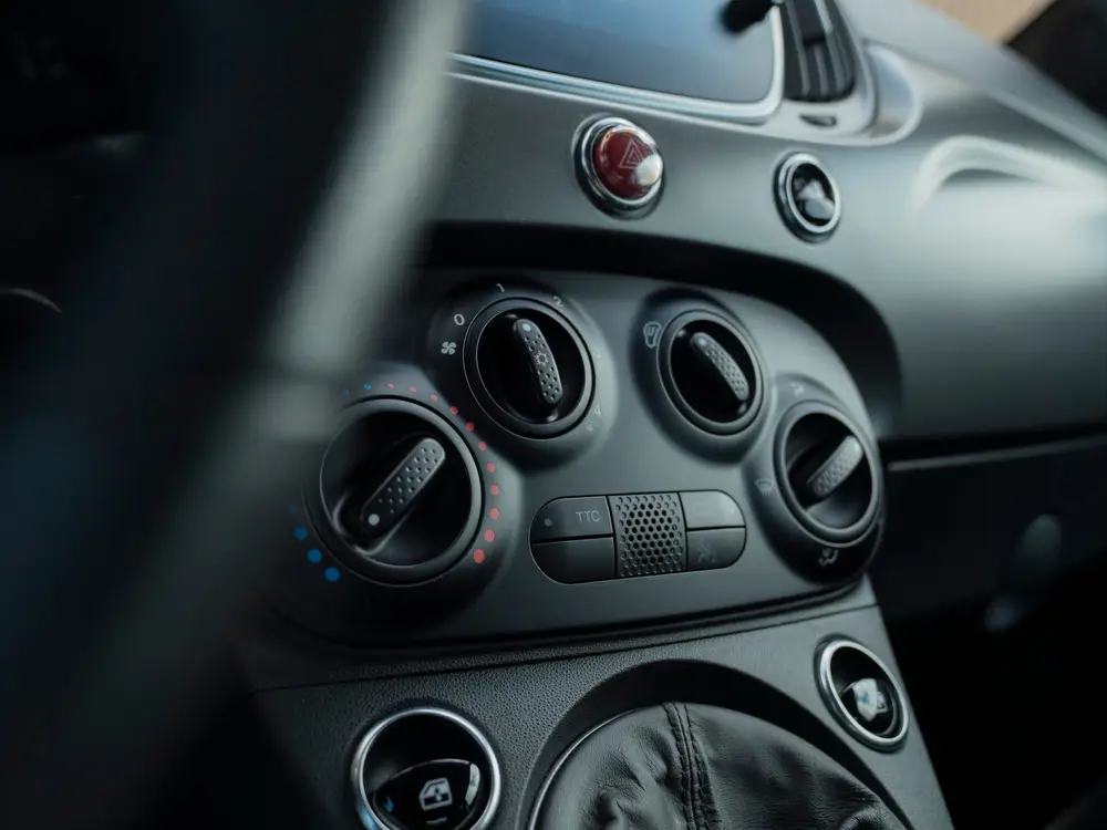 Abarth 595 Turismo 70th Anniversary (bj 2020) uit 2020, foto 8