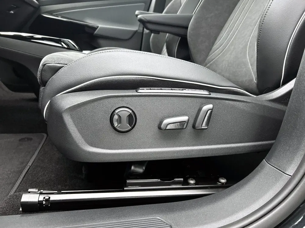 Volkswagen ID.4 Pro Limited Edition Plus 77 kWh | Trekhaak | uit 2026, foto 19