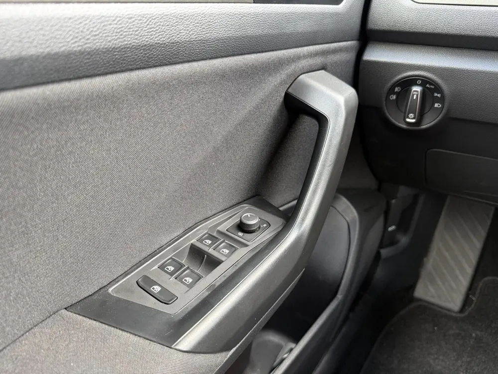 Volkswagen T-Roc 1.5 TSI Style Business | LED | CarPlay | Na uit 2022, foto 19