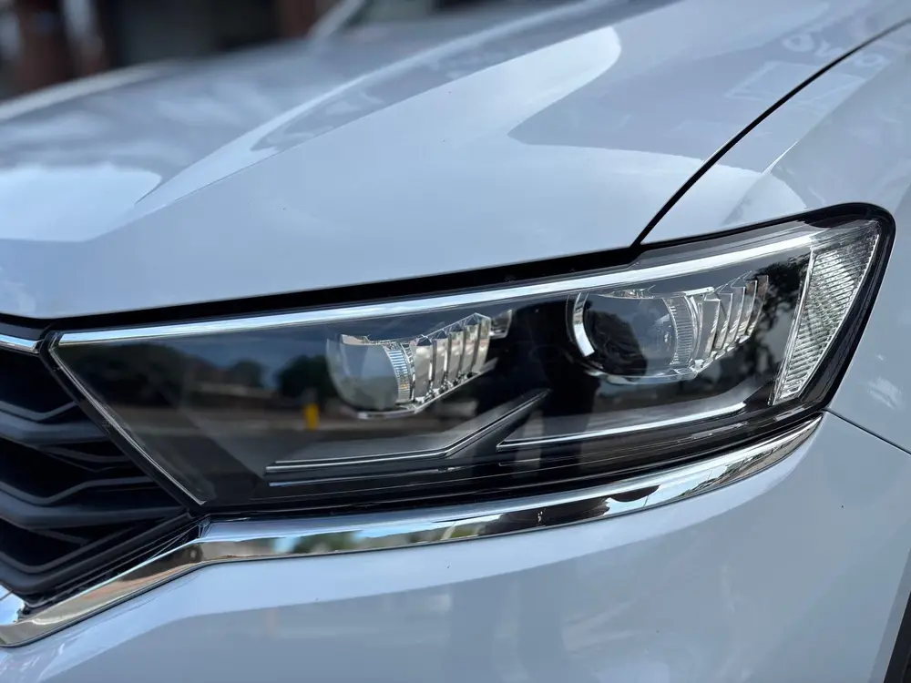 Volkswagen T-ROC 2.0 TSI 4Motion R Pano Beats uit 2020, foto 13