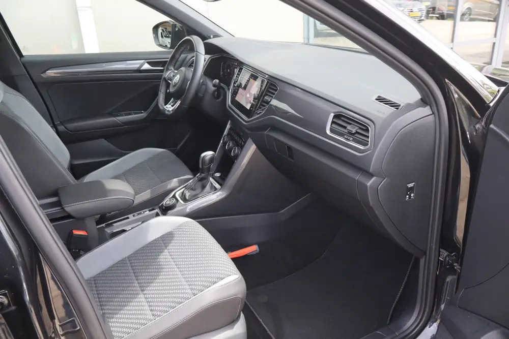 Volkswagen T-Roc 2.0 TSI 4Motion Sport - NL- Auto! Stoelverw uit 2020, foto 4