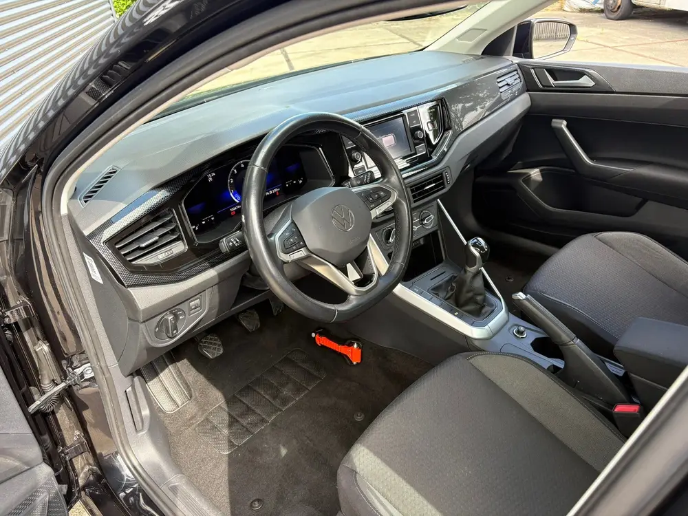 Volkswagen Polo 1.0 TSI Life LM VELGEN/ CARPLAY/ PARKEERSENS uit 2021, foto 5