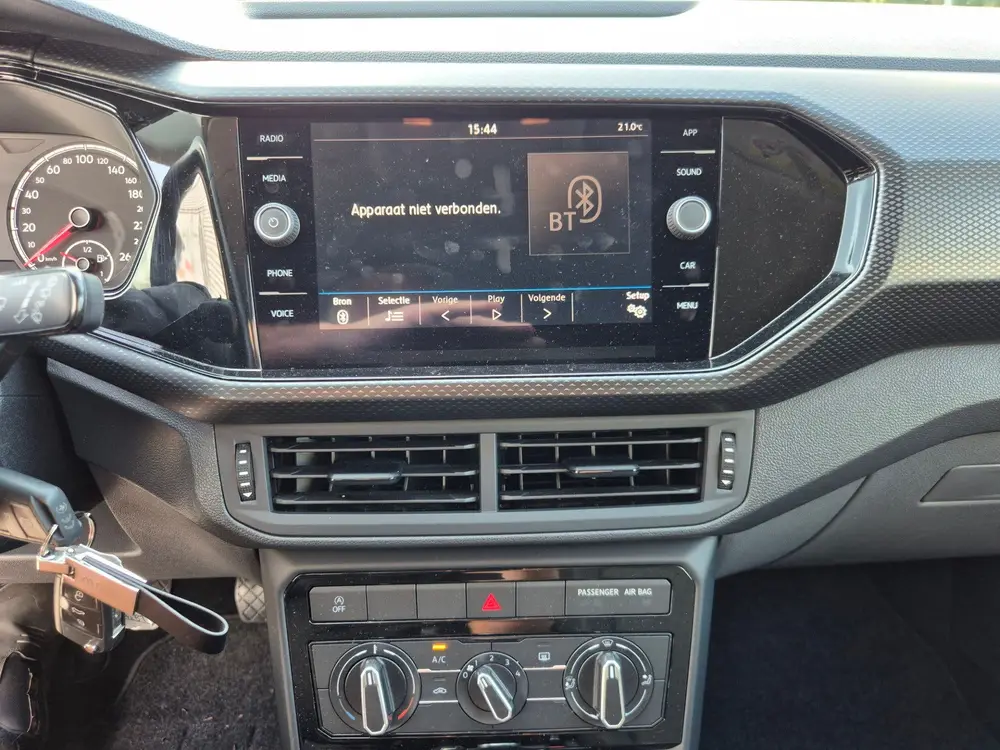 Volkswagen T-Cross 1.0 TSI Life 70Kw / 95Pk uit 2020, foto 14
