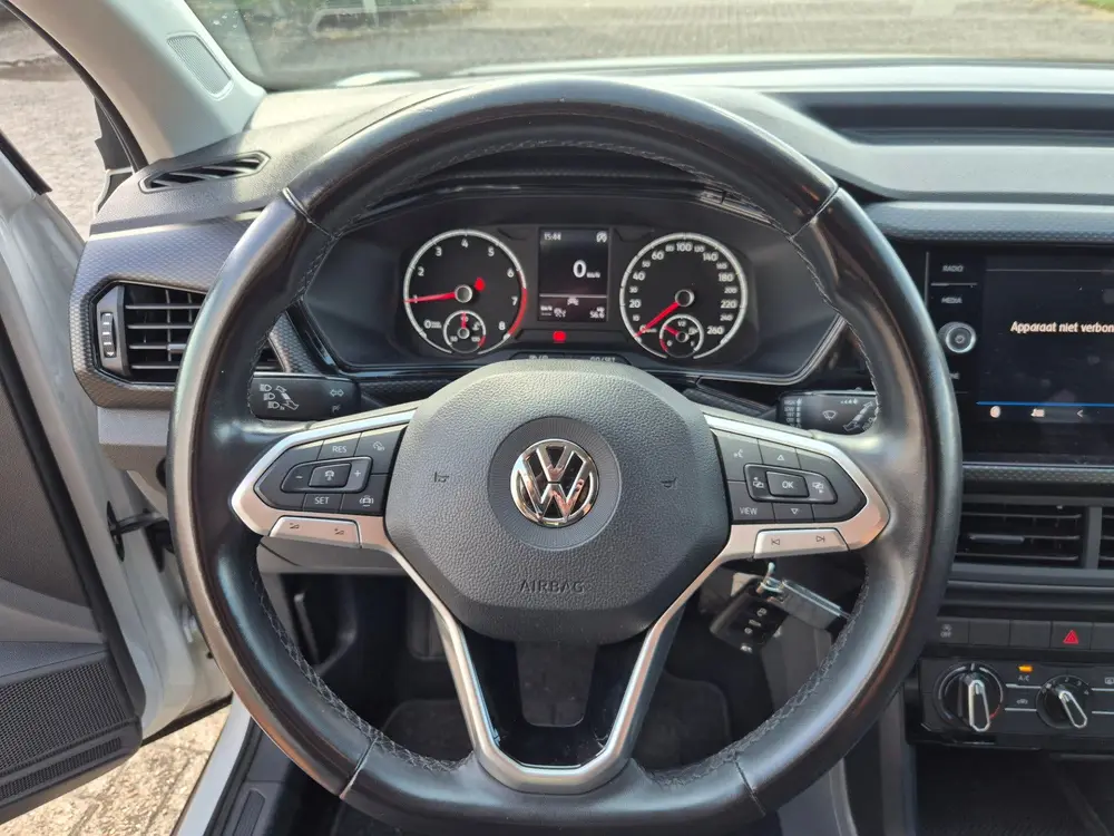 Volkswagen T-Cross 1.0 TSI Life 70Kw / 95Pk uit 2020, foto 15