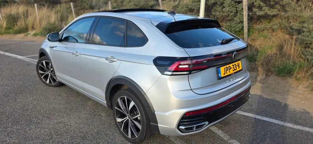 Volkswagen Taigo 1.5 TSI PANO 150pk 3xR-LINE BEATS AUDIO uit 2022, foto 4