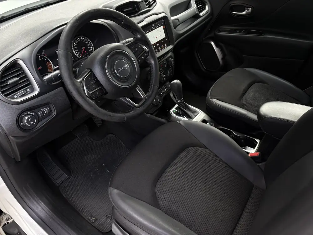 Jeep Renegade 1.3T 4WD Automaat Limited Airco Cr-control Car uit 2019, foto 4