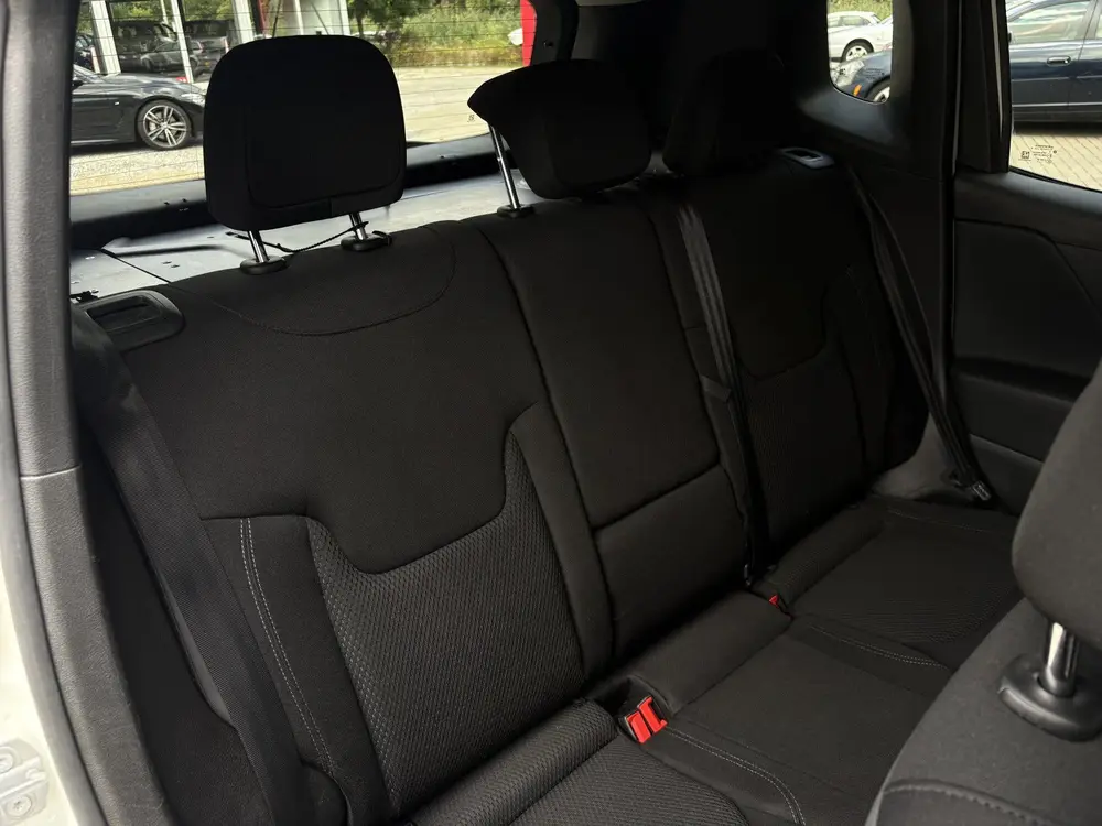 Jeep Renegade 1.3T 4WD Automaat Limited Airco Cr-control Car uit 2019, foto 8