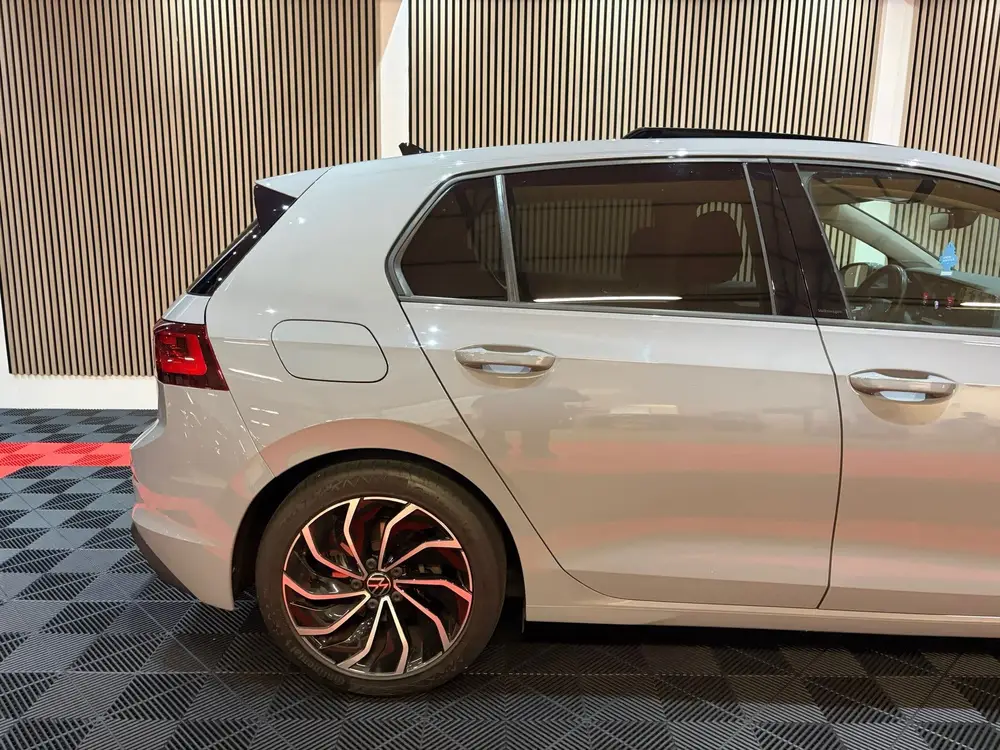 Volkswagen Golf 1.5 eTSI Style DSG Automaat Pano Memory-Mass uit 2021, foto 5