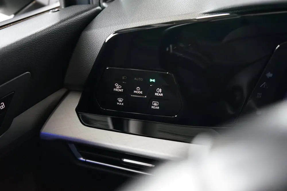 Volkswagen Golf 1.5 eTSI PANO | SFEER | 19'' | IQ | CARPLAY uit 2020, foto 13