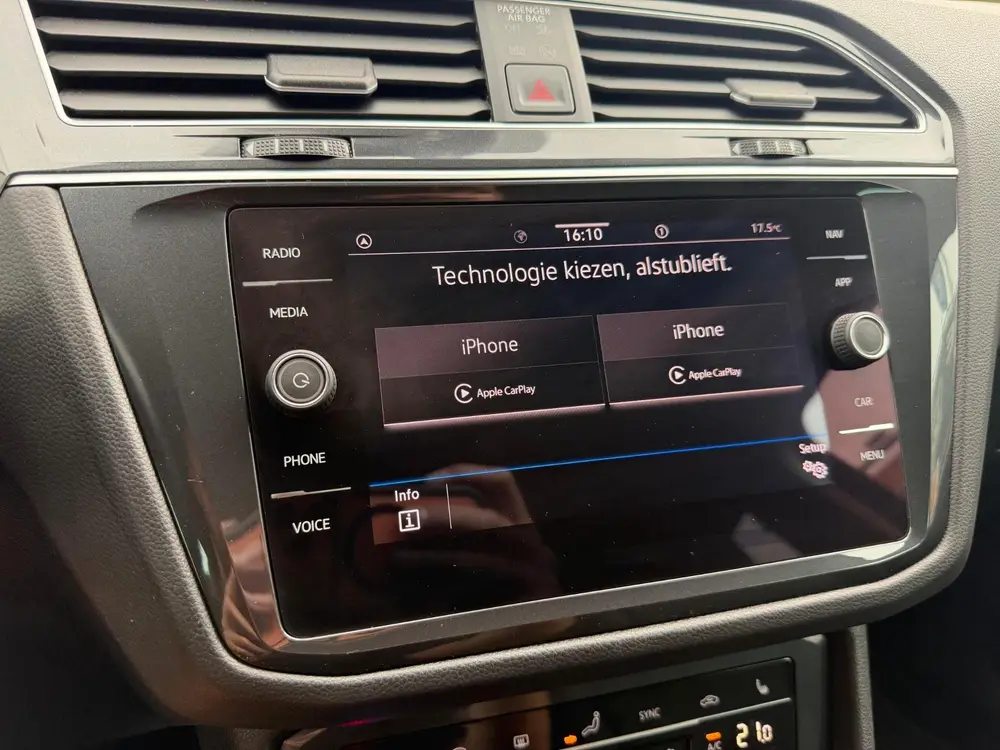 Volkswagen Tiguan 1.5 TSI BOVAG GARANTIE CAMERA/TREKHAAK/CAR uit 2020, foto 12