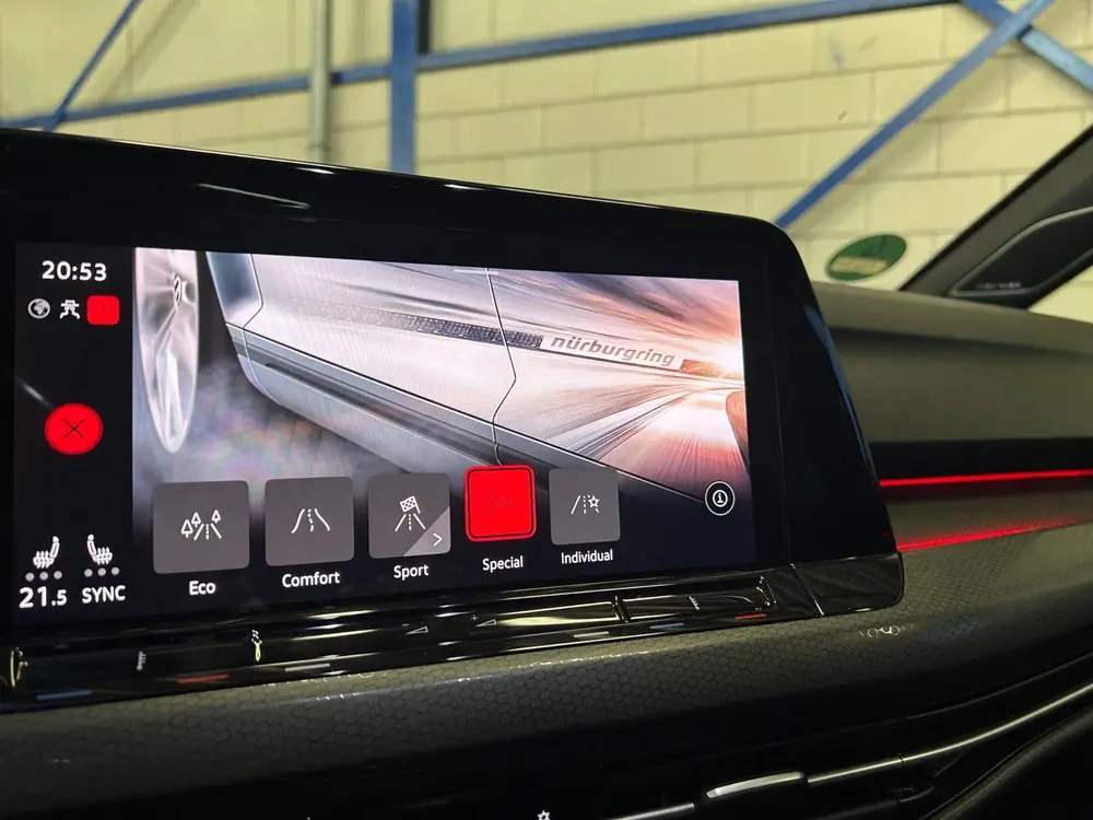 Volkswagen Golf 2.0 TSI GTI Pano uit 2021, foto 13