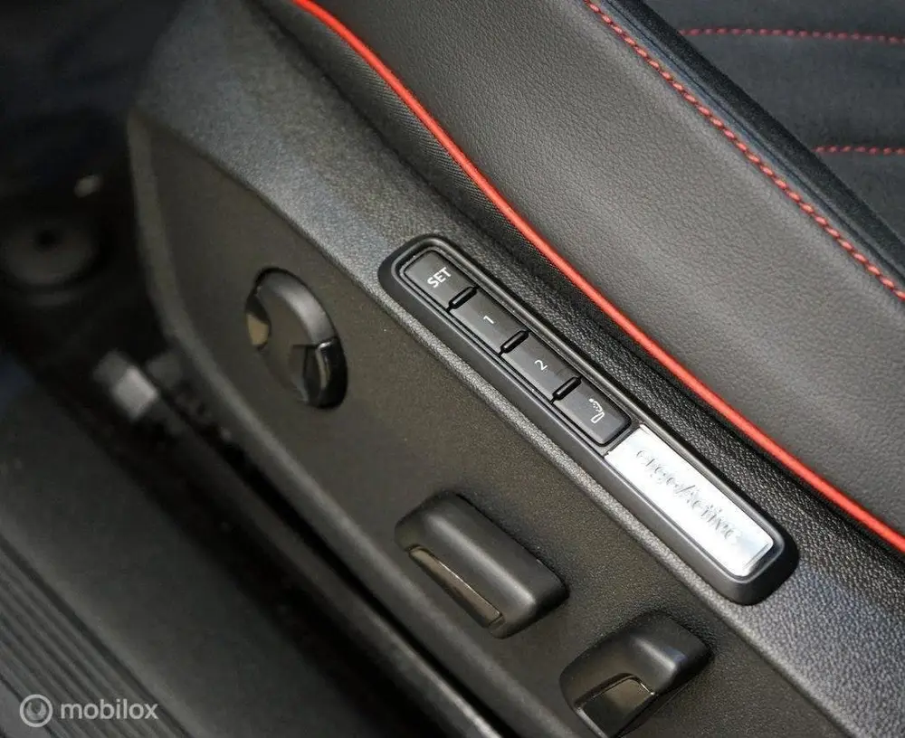 Volkswagen ID.5 GTX 4MOTION 79 kWh, trekhaak, massage uit 2024, foto 10