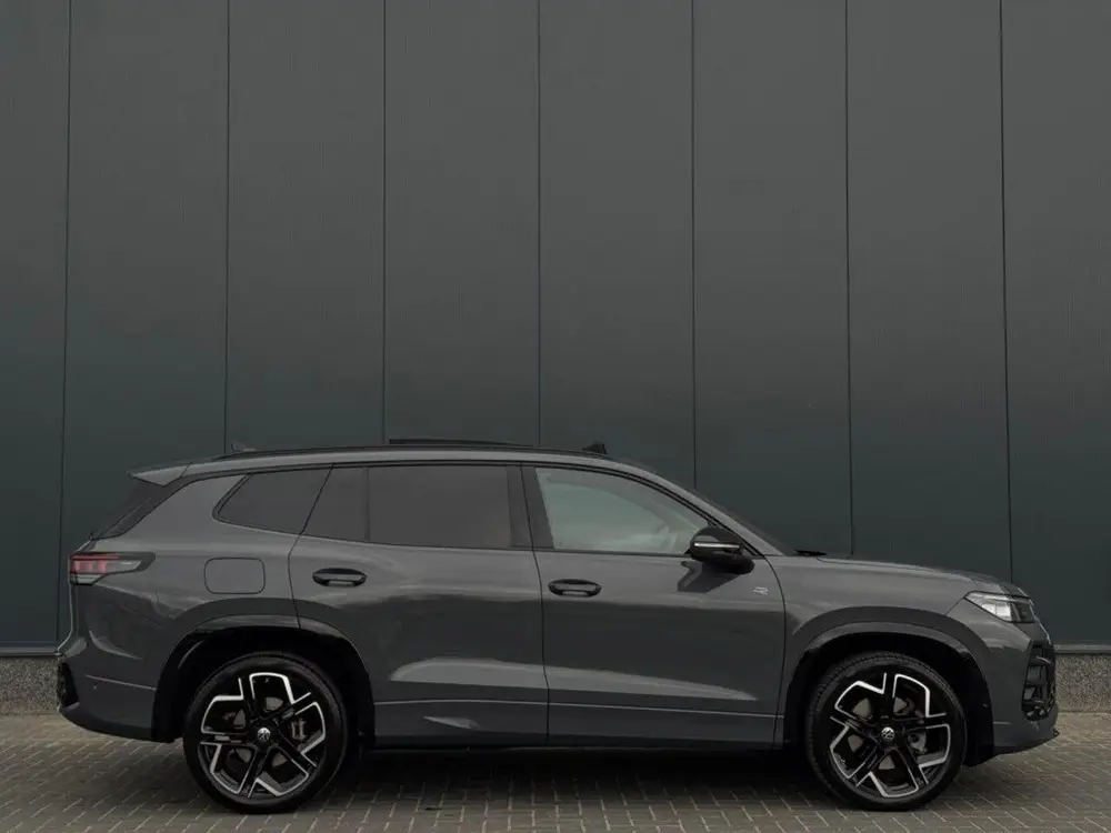 Volkswagen Tayron 1.5 eHybrid R-Line Edition | Pano | Leder uit 2025, foto 8