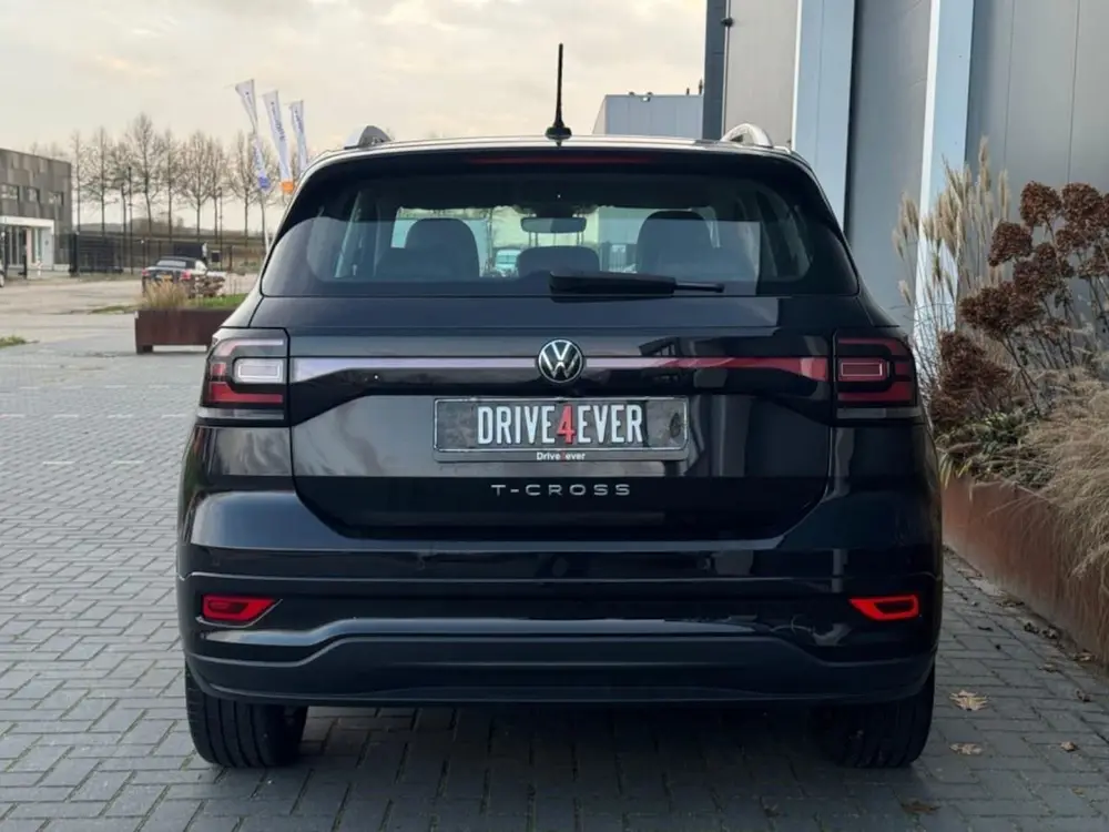 Volkswagen T-Cross 1.0 TSI 3x R-Line | LED | Dodehoek | Carp uit 2023, foto 9