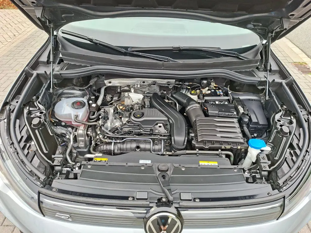 Volkswagen Tiguan 1.5 Etsi R-Line Dsg-7 Pano IQ Trekhaak 36 uit 2025, foto 17