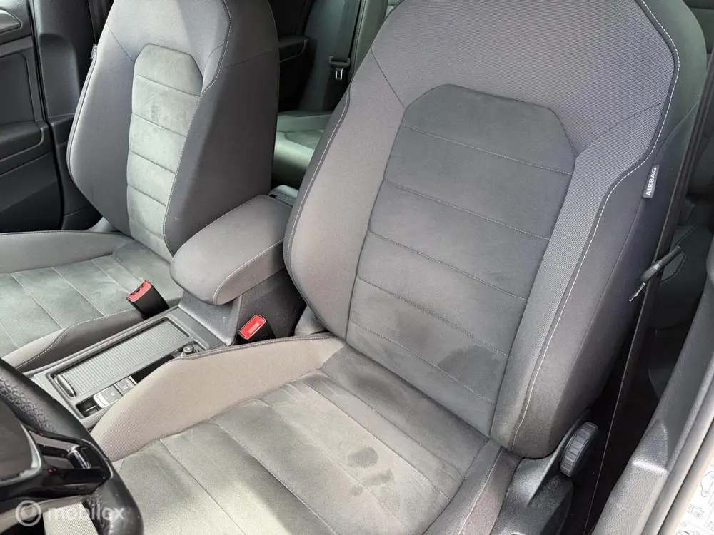 Volkswagen Golf 1.0 TSI Comfortline Business uit 2019, foto 12